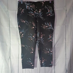 Torrid cropped floral Pull On Pants